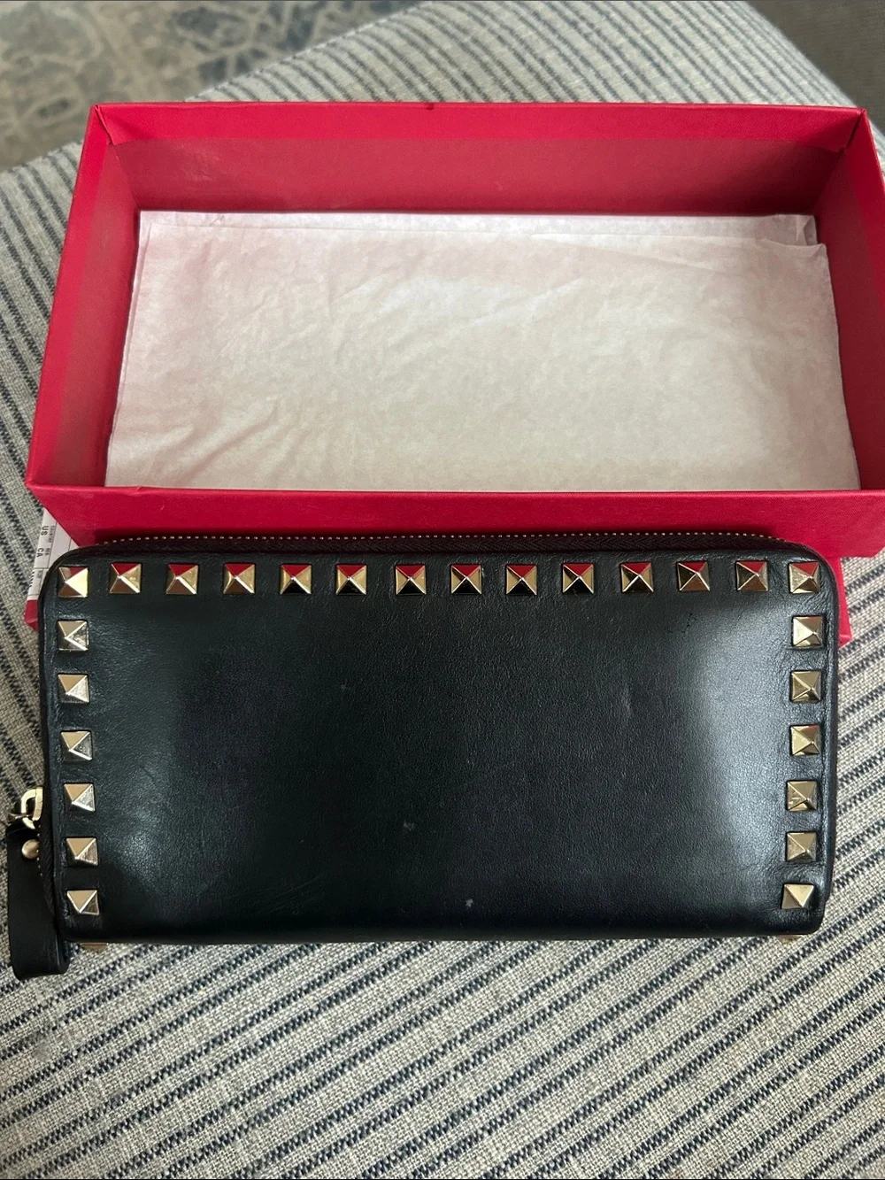 Valentino Garavani sleek valentino